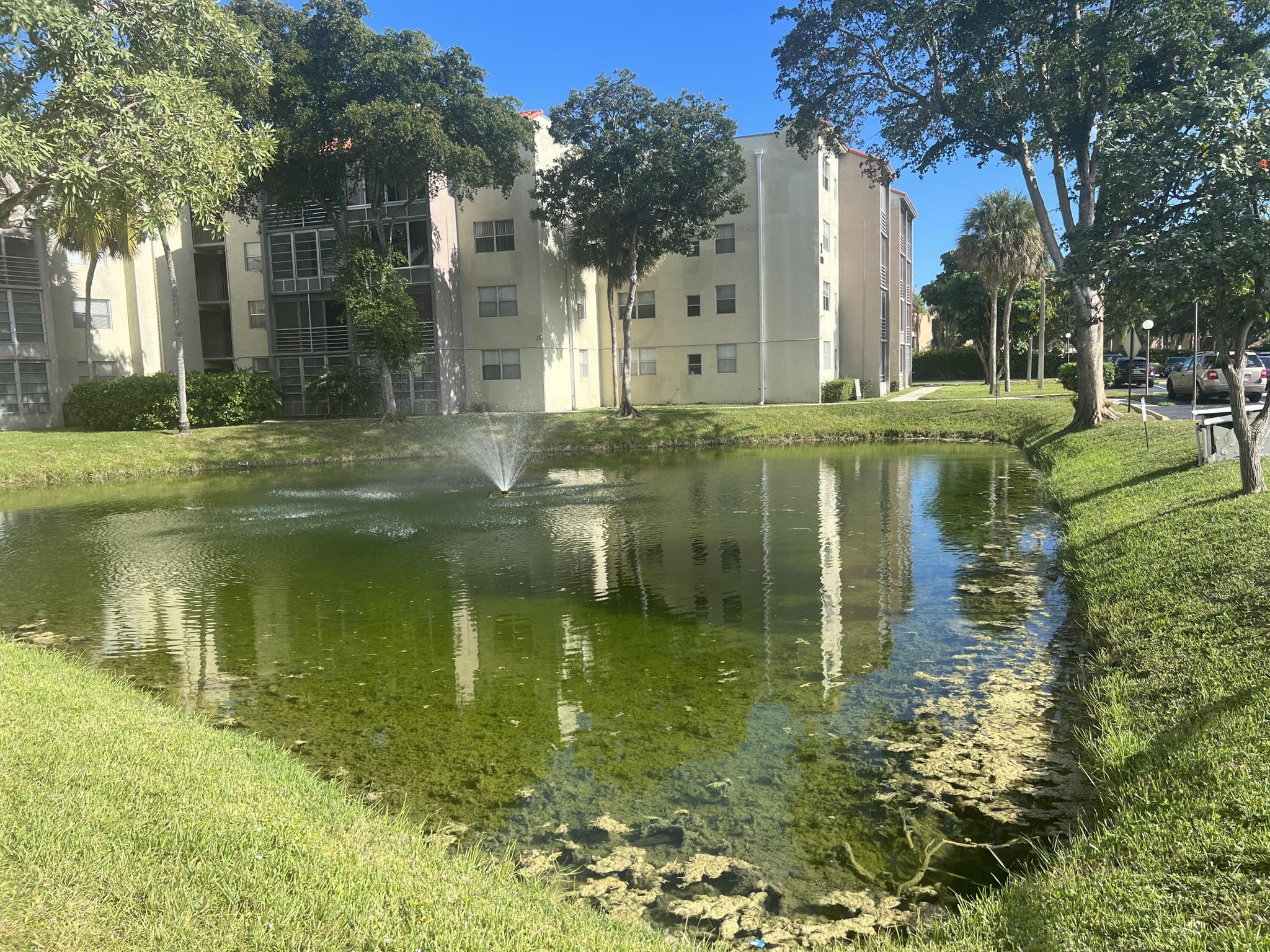 Spacious 2-bedroom, 2-bathroom apartment for rent in a prime location. The unit features a modern kitchen, a cozy living room, Both bedrooms offer ample closet space and natural light. The building includes secure entry and is conveniently located near public transportation, shopping, and dining. includes water and trash services. Common laundry