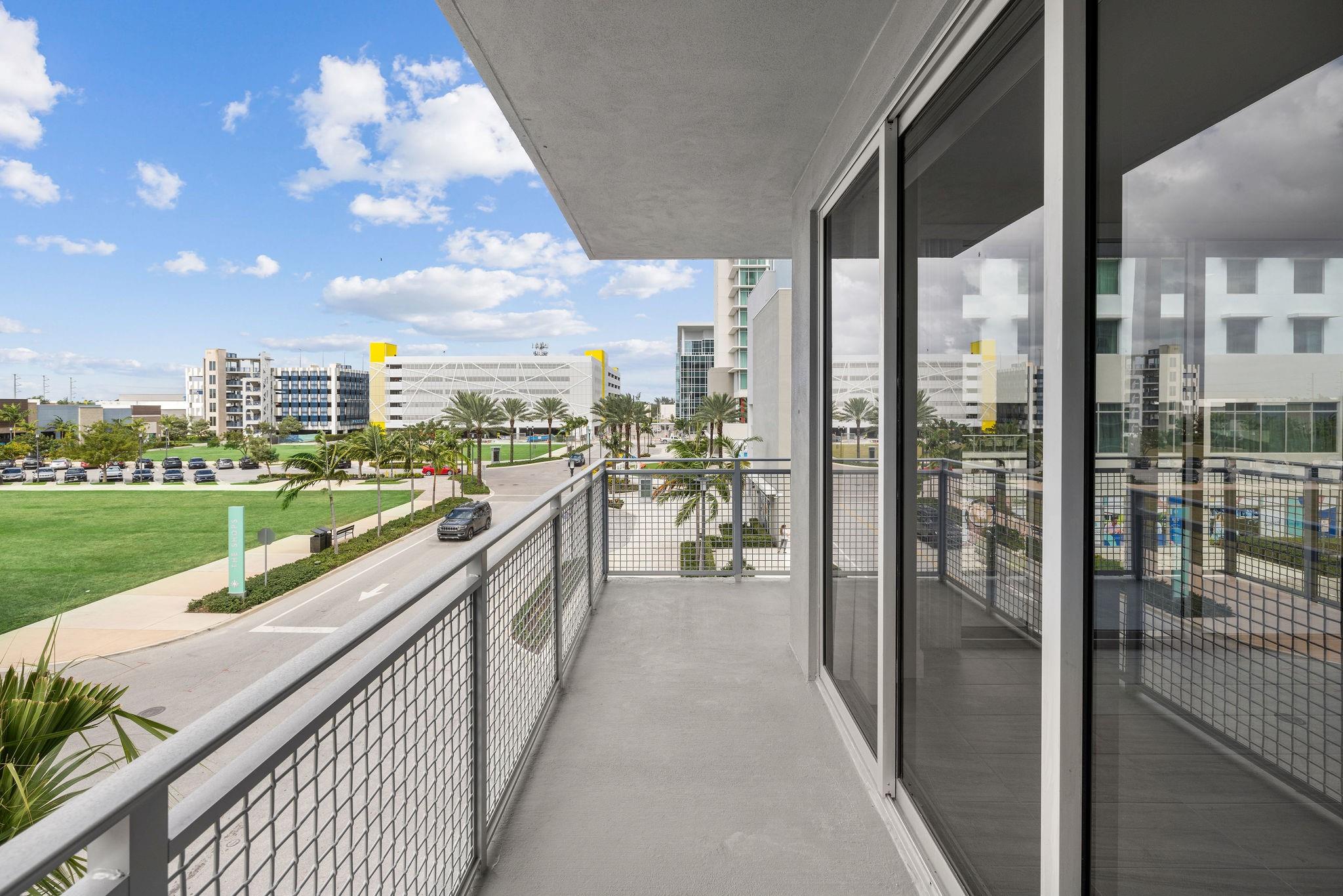 DANIA POINTE - Residential Lease