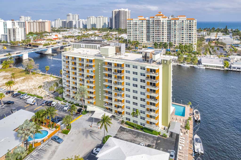 Photo of 2900 NE 30th Street #9i, Fort Lauderdale, FL 33306 (MLS # B26060805)