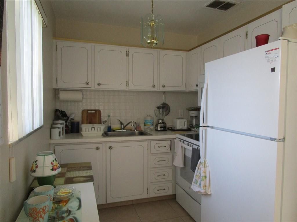 Photo of 2000 NE 51st Court #201, Fort Lauderdale, FL 33308 (MLS # B26018872)