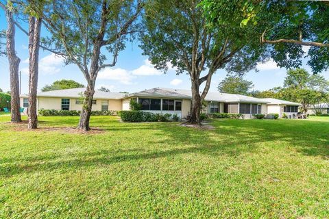 A home in Lake Worth