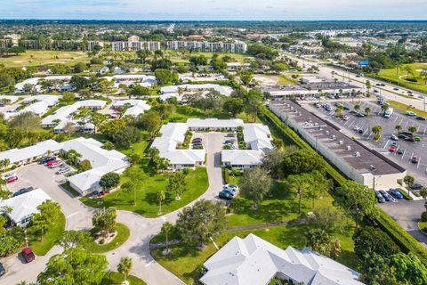 A home in Lake Worth