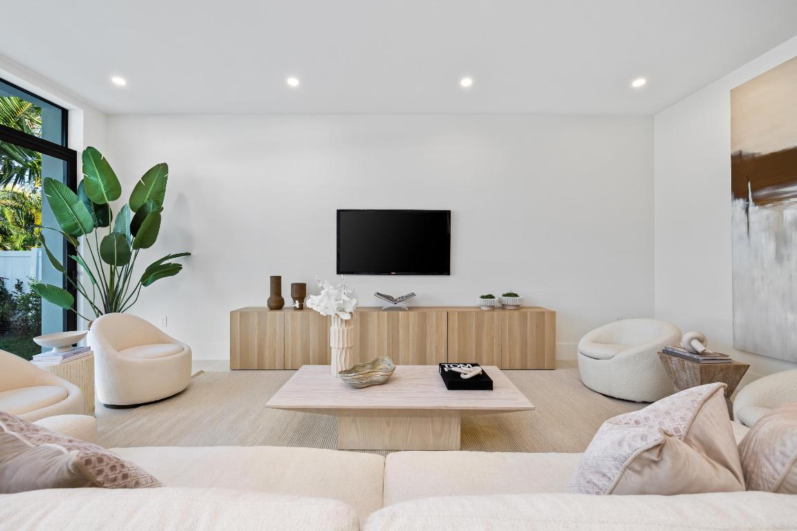 HIGH ACRES 3RD ADD - Residential