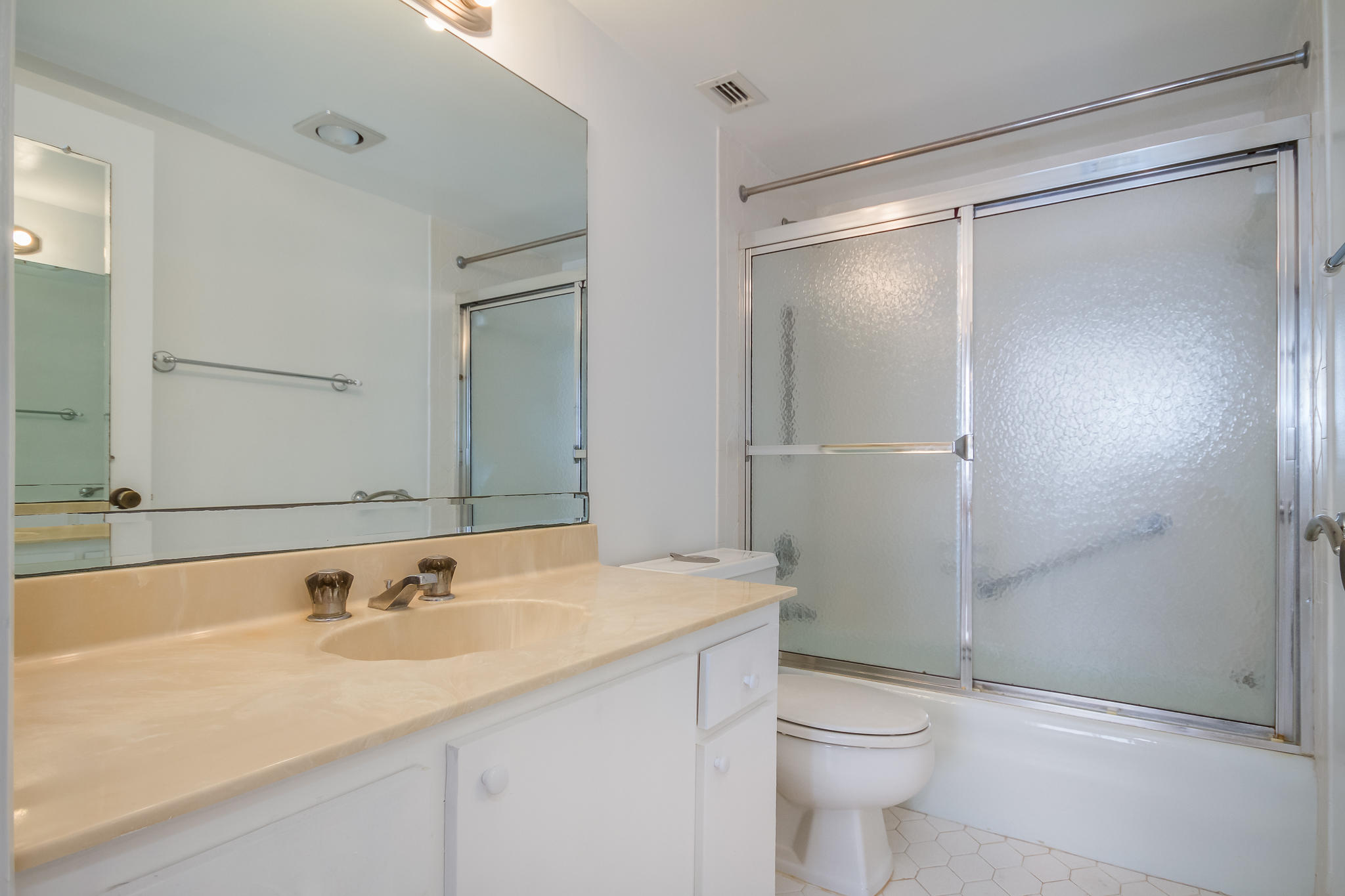 RAPALLO SOUTH CONDO - Residential