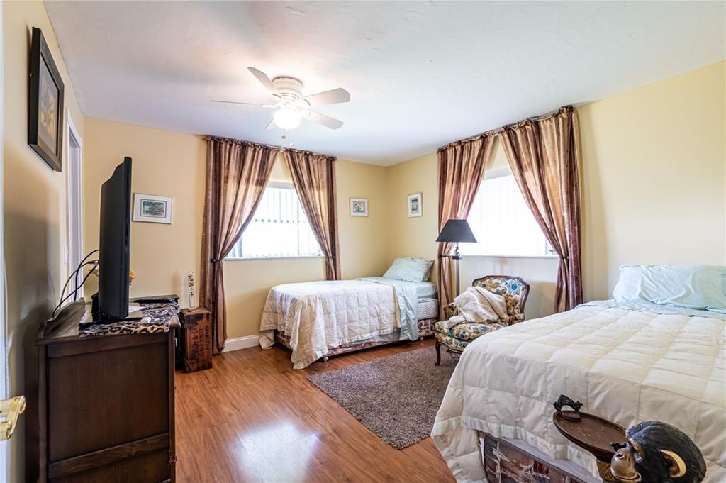 Lauderdale West 3 Sec 83- - Residential
