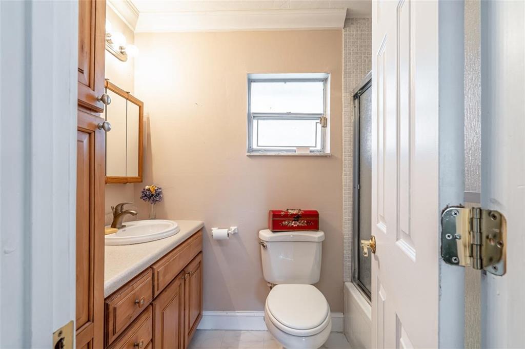 Lauderdale West 3 Sec 83- - Residential