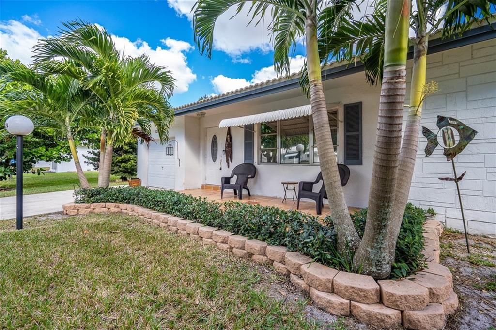 Lauderdale West 3 Sec 83- - Residential