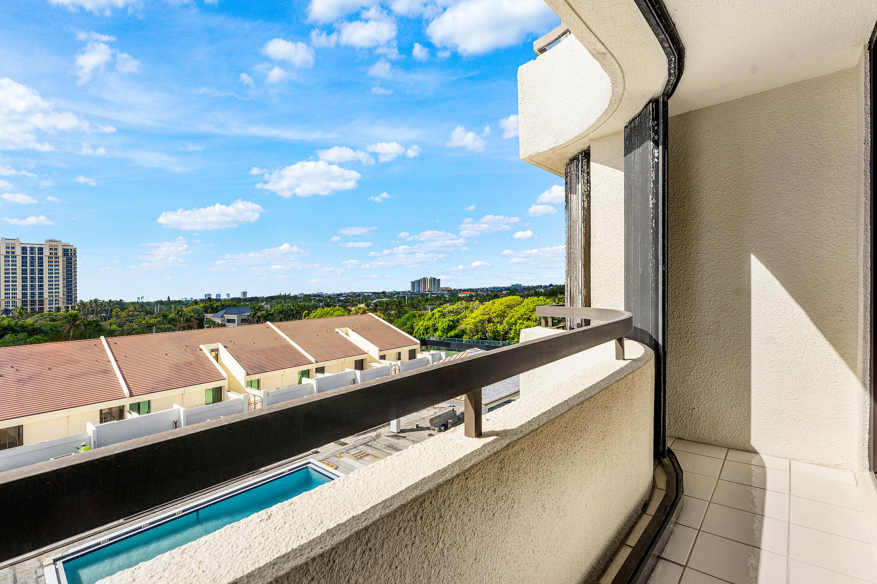 MARTINIQUE 2 CONDO - Residential