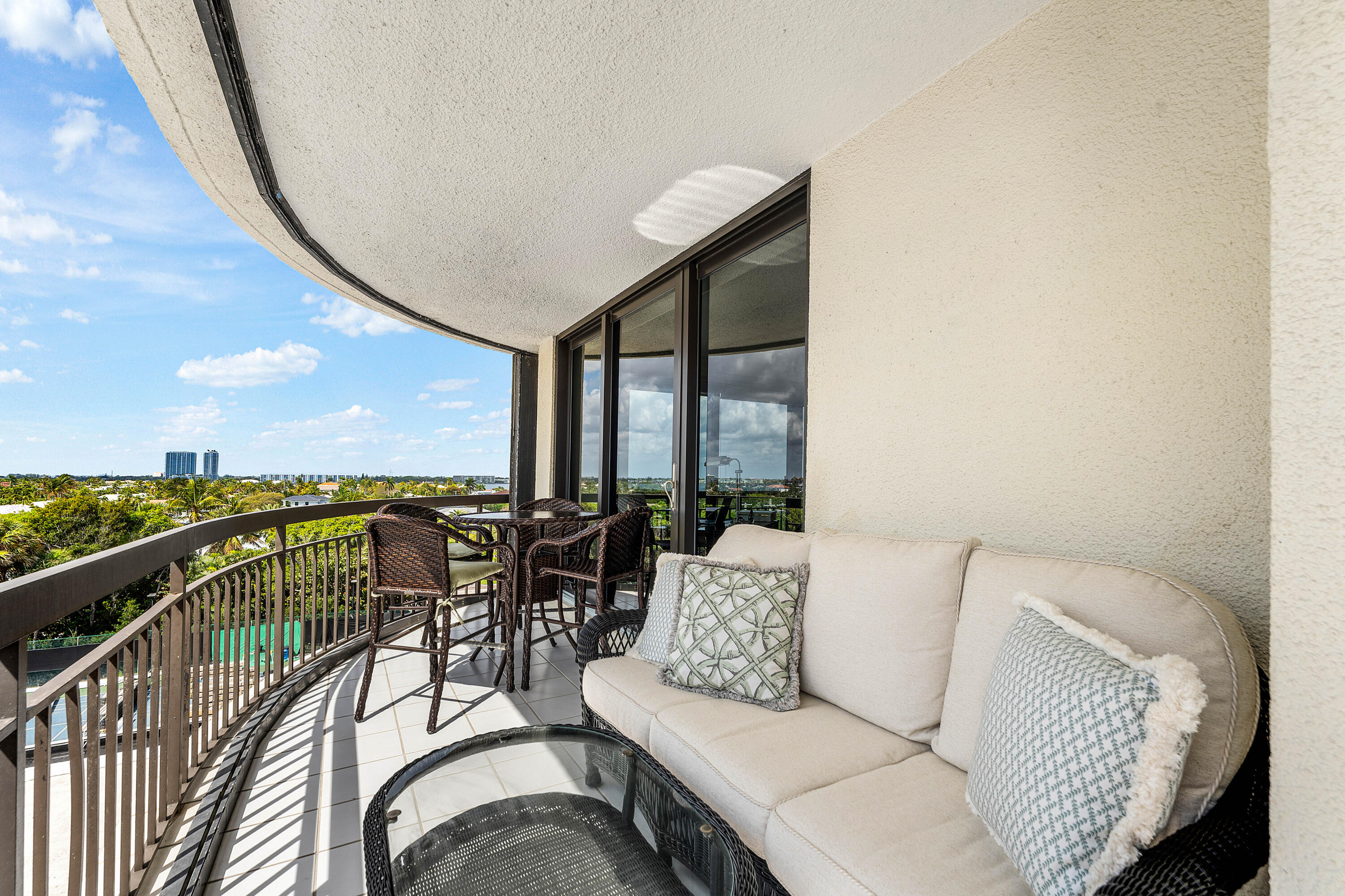 MARTINIQUE 2 CONDO - Residential