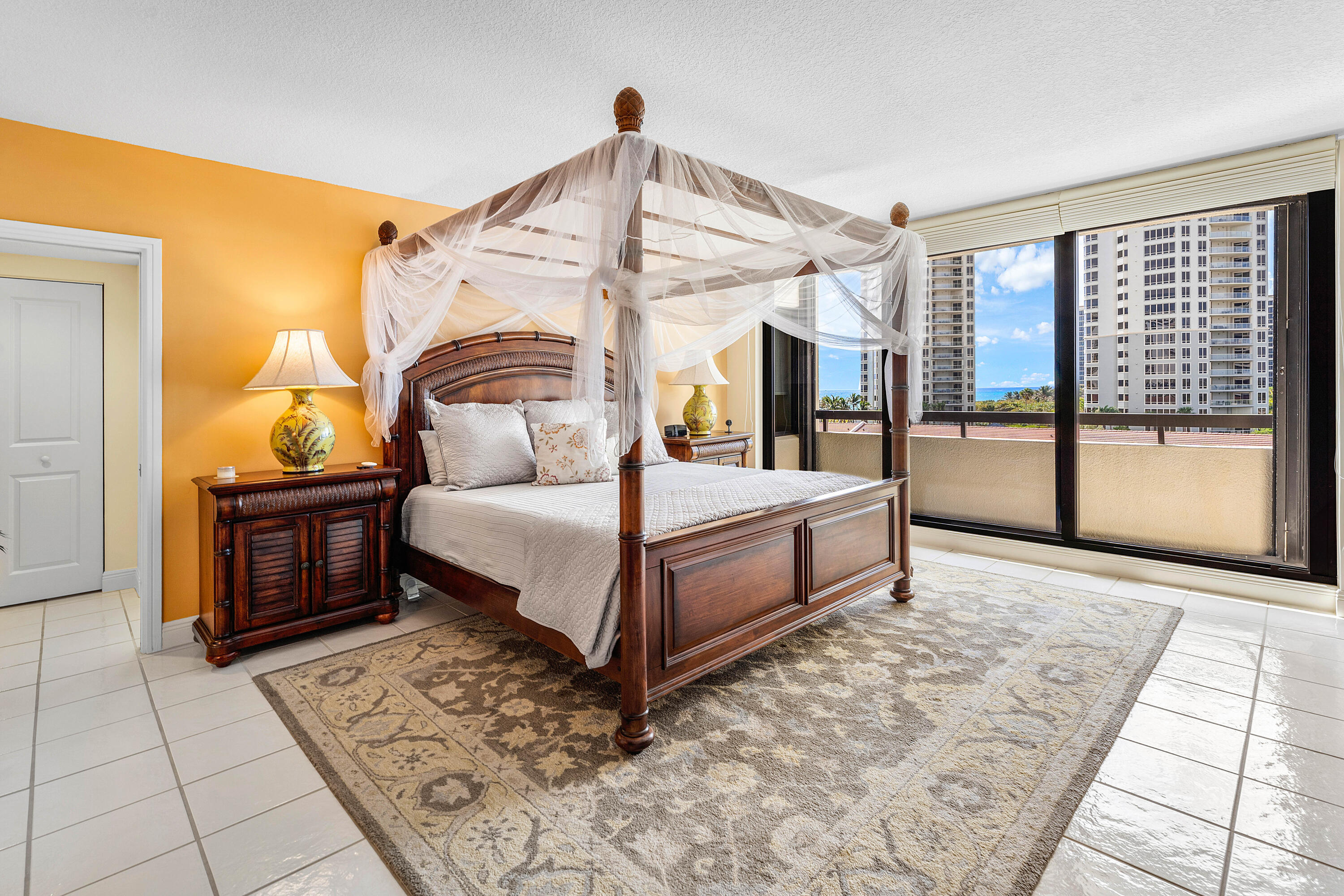 MARTINIQUE 2 CONDO - Residential