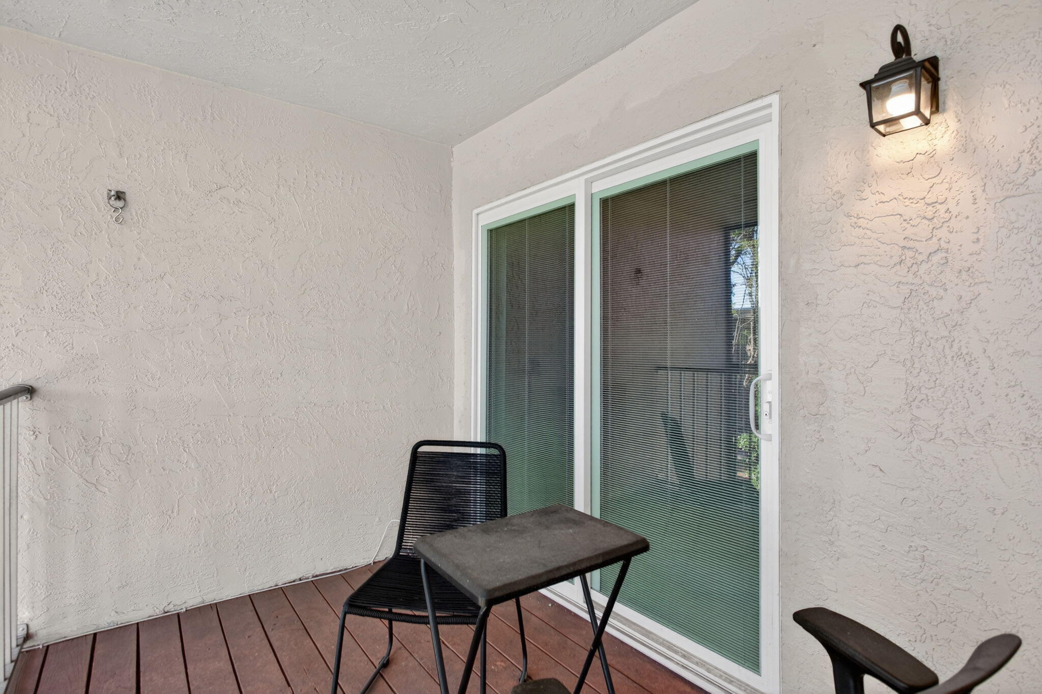 BLUE LAKE TOWNHOUSES - Residential