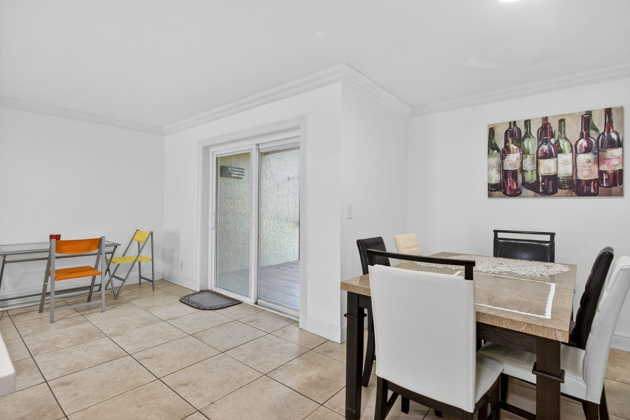 BLUE LAKE TOWNHOUSES - Residential