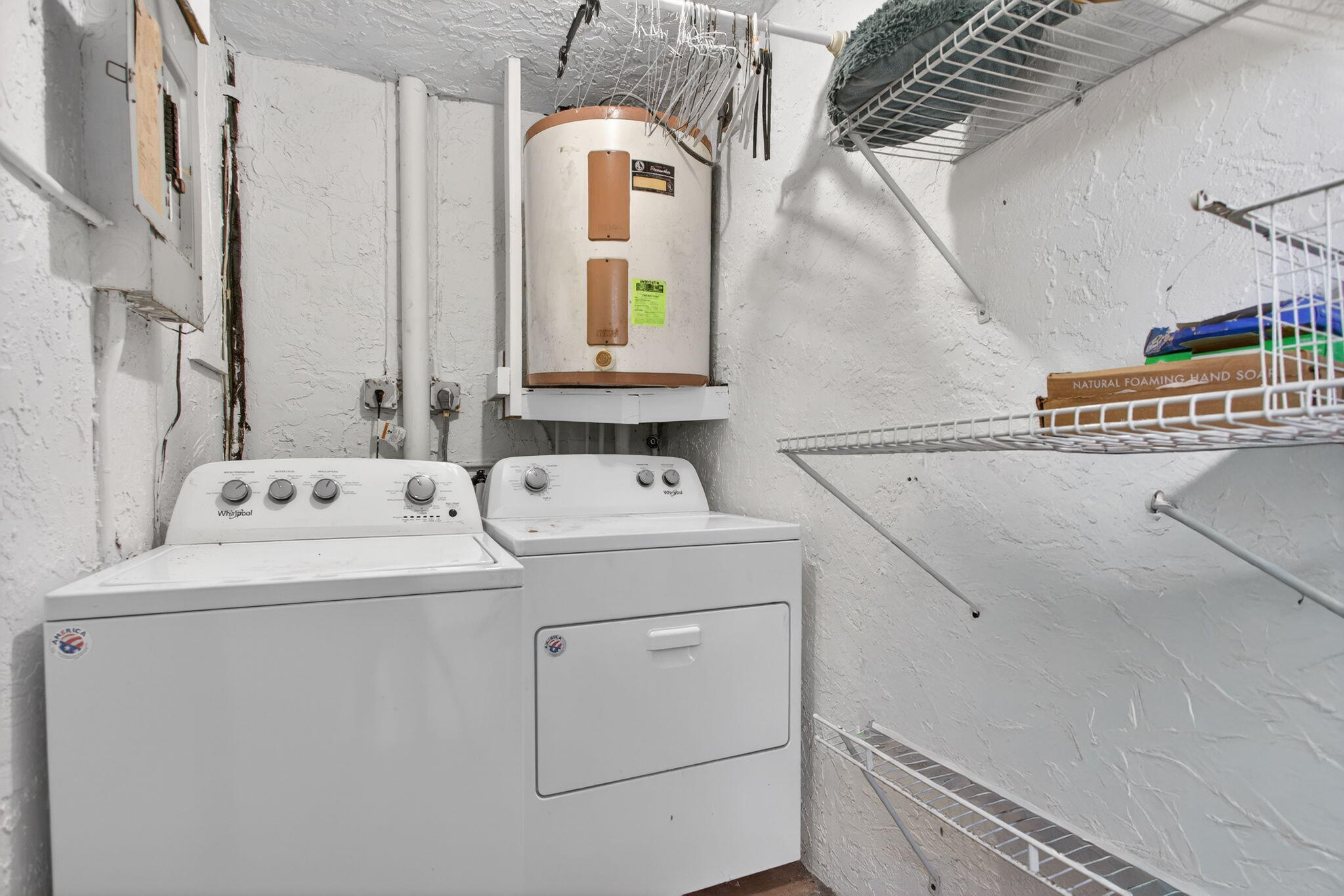 BLUE LAKE TOWNHOUSES - Residential