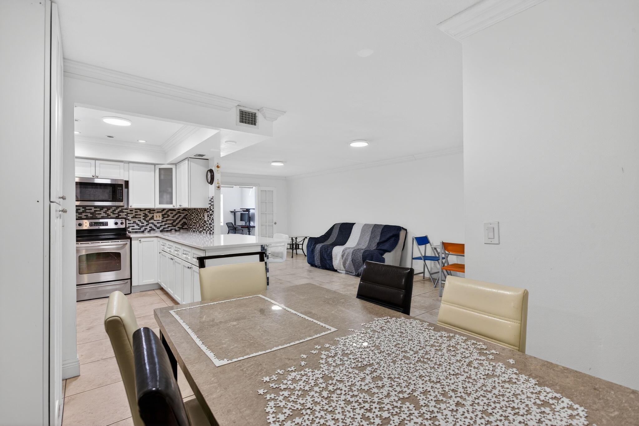 BLUE LAKE TOWNHOUSES - Residential