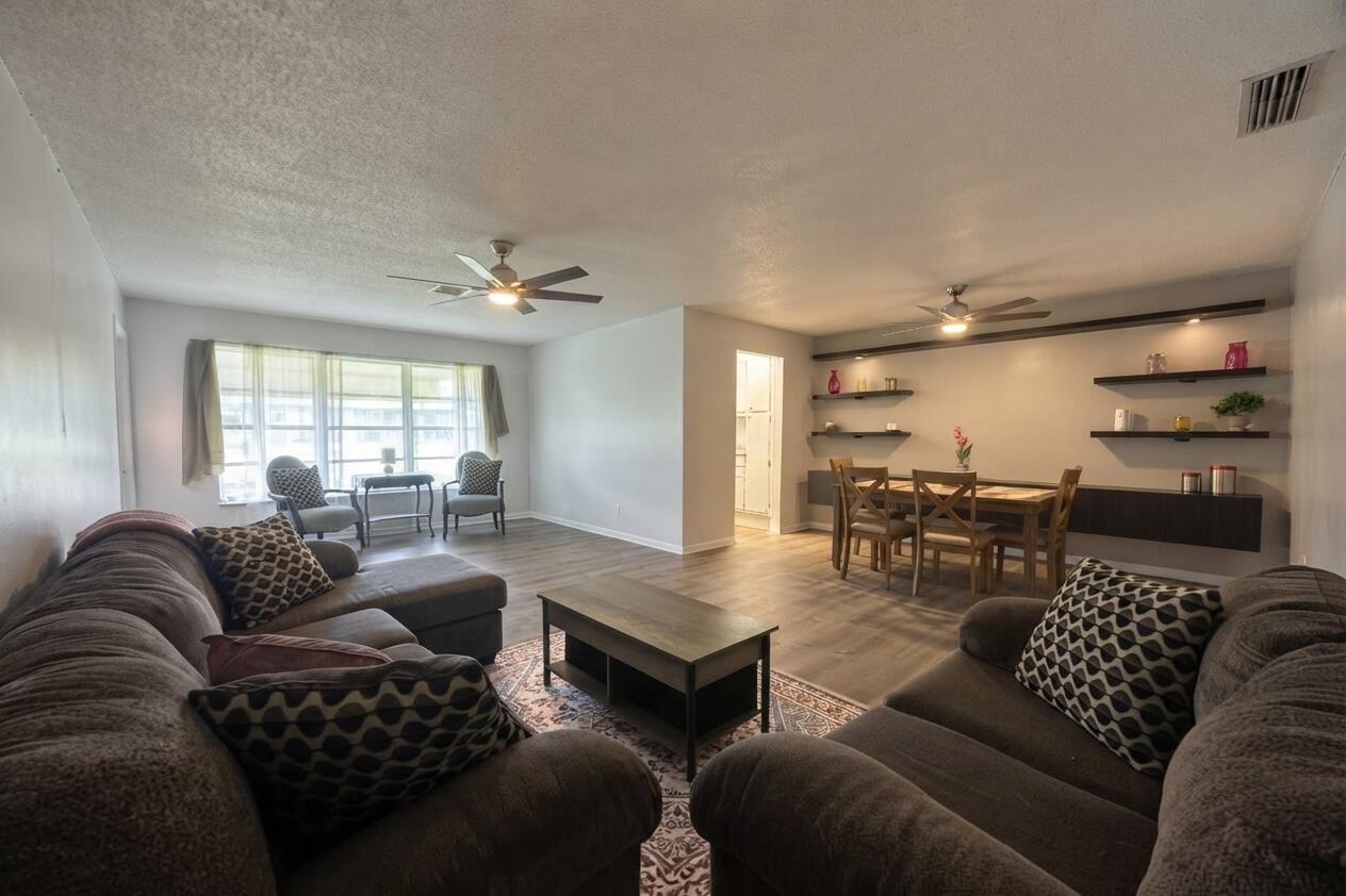 355 MAIN Boulevard C