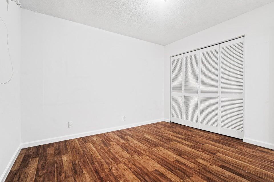 OAK COURT CONDO - Residential Lease