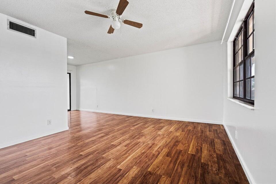 OAK COURT CONDO - Residential Lease