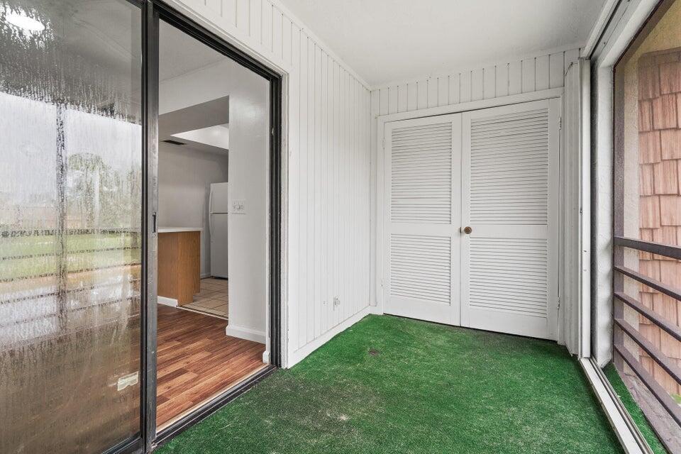 OAK COURT CONDO - Residential Lease