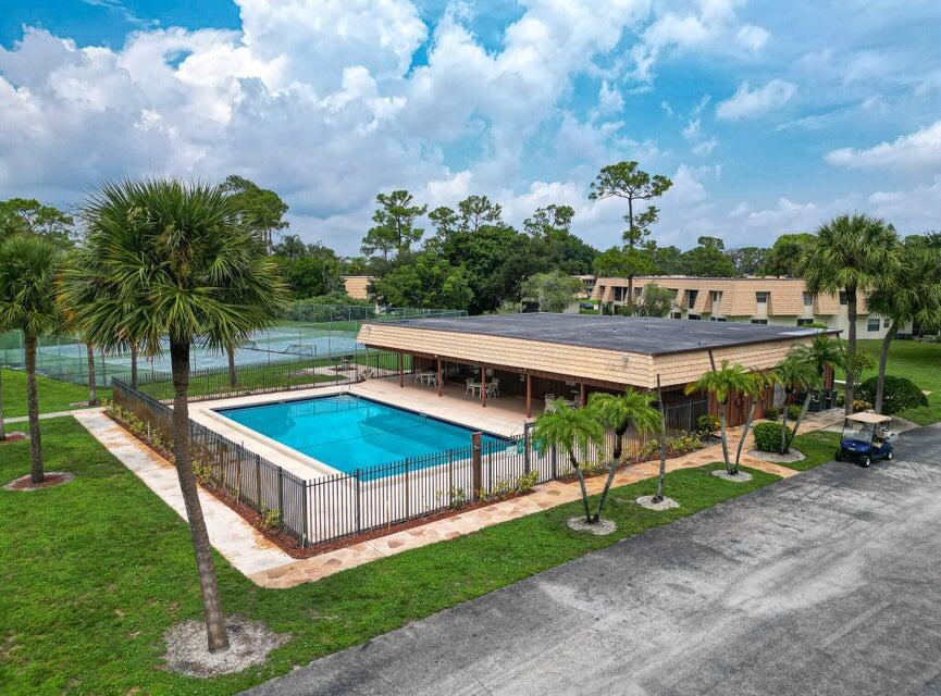 OAK COURT CONDO - Residential Lease