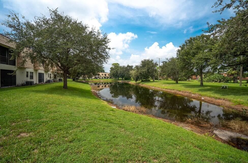 OAK COURT CONDO - Residential Lease