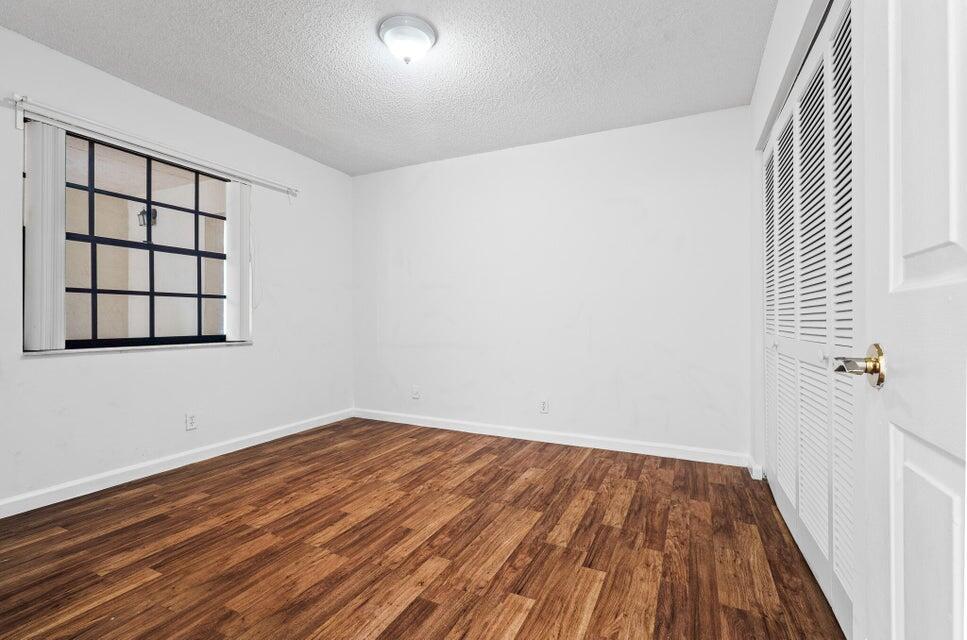 OAK COURT CONDO - Residential Lease