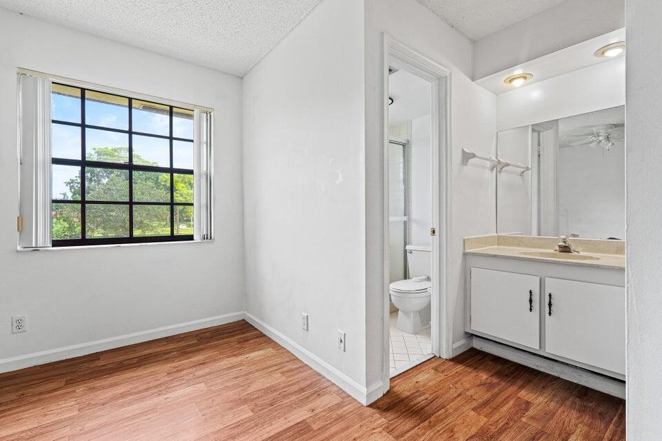 OAK COURT CONDO - Residential Lease