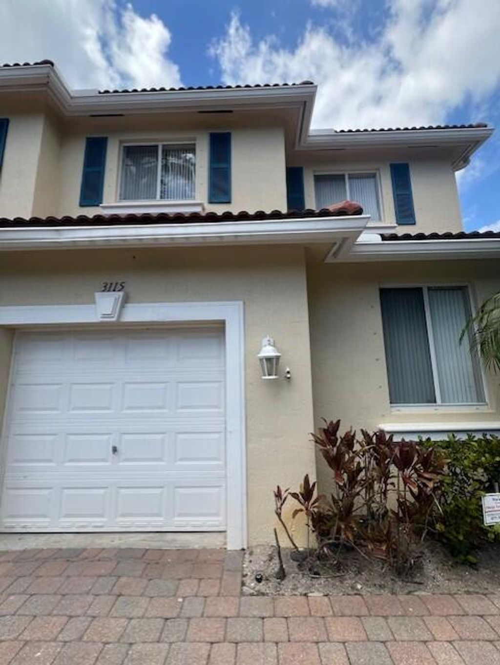 Photo of 3115 N Evergreen Circle, Boynton Beach, FL 33426 (MLS # R10974880)