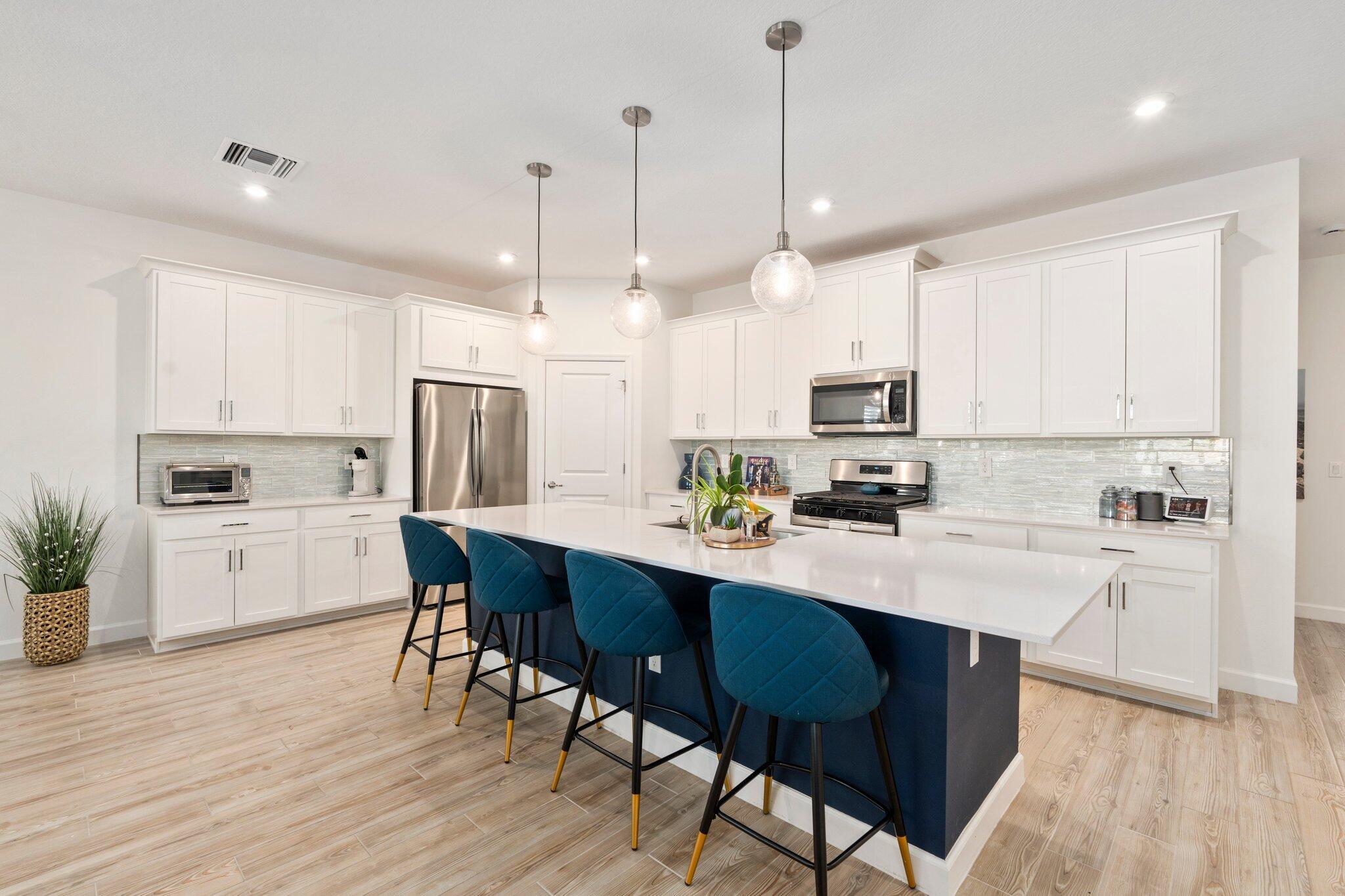 CADENCE PHASE 1 TRADITION - Residential