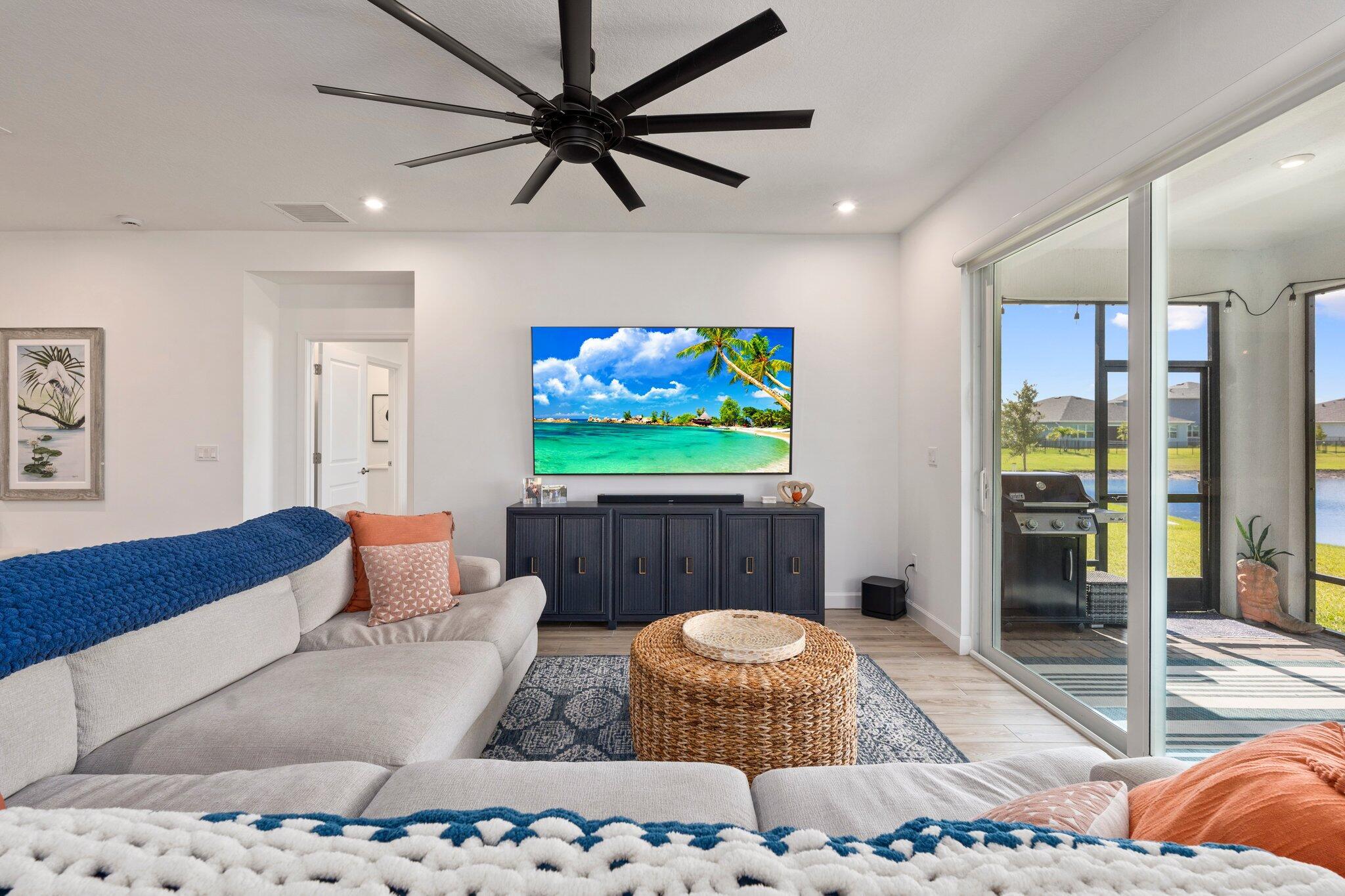 CADENCE PHASE 1 TRADITION - Residential