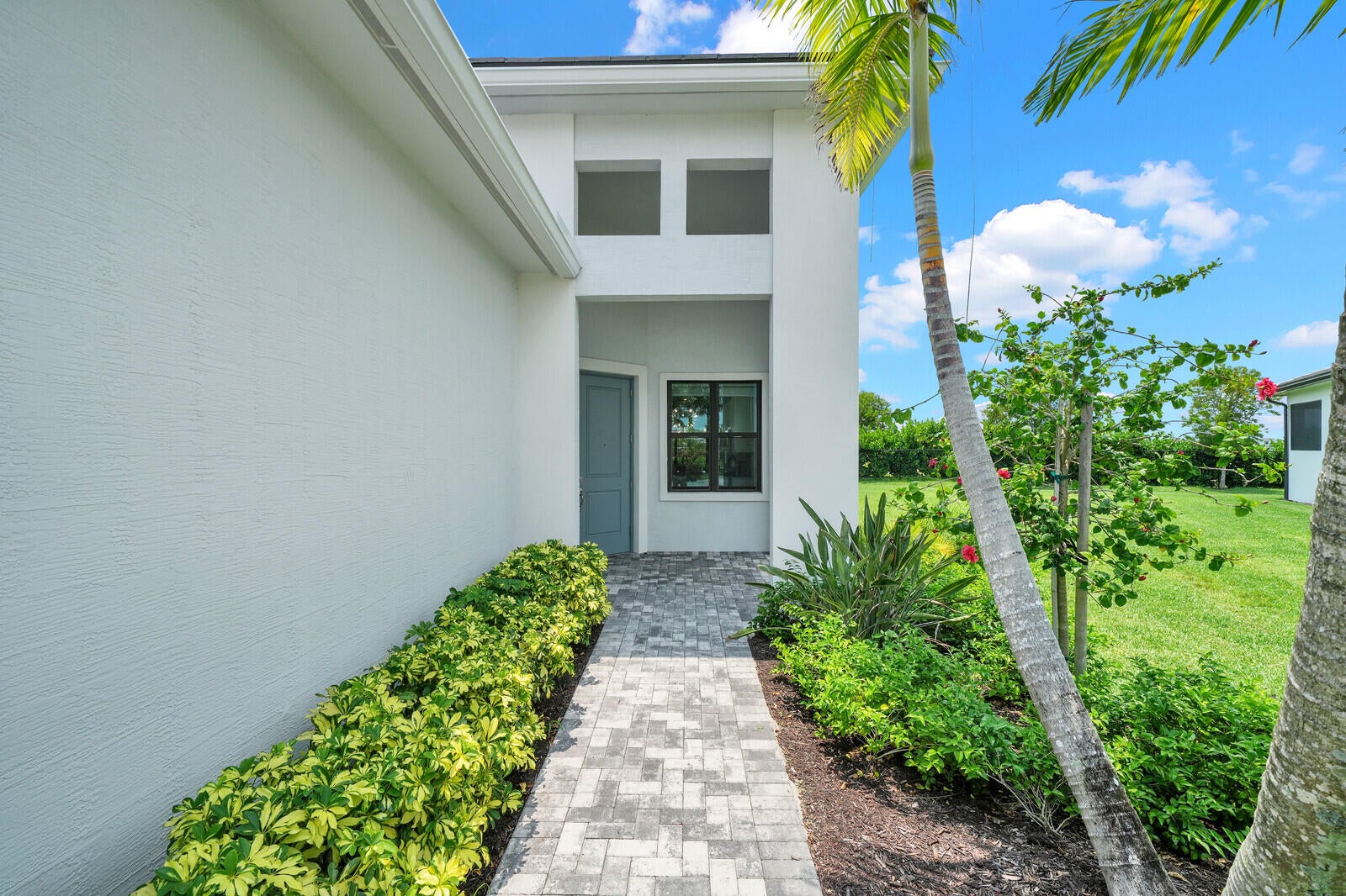 15851 Alys Terrace
