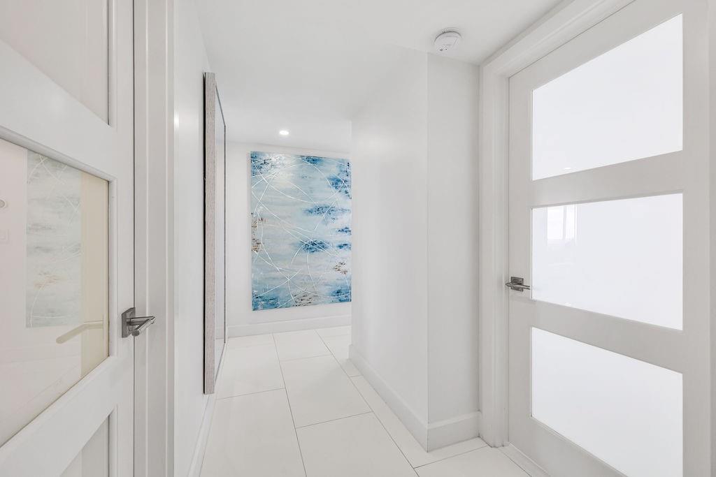 Illini Condo - Residential Lease
