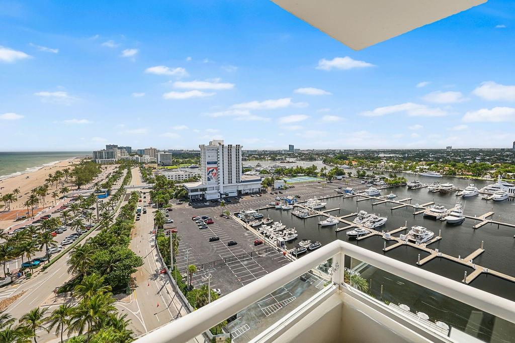 Illini Condo - Residential Lease