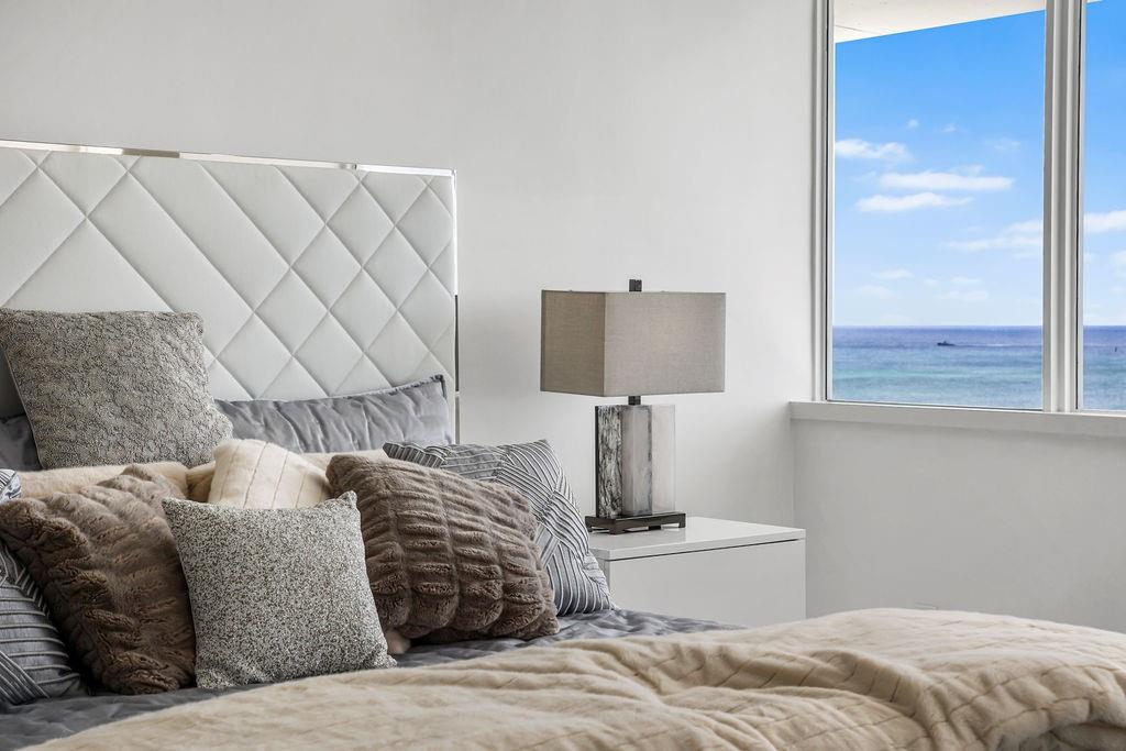 Illini Condo - Residential Lease