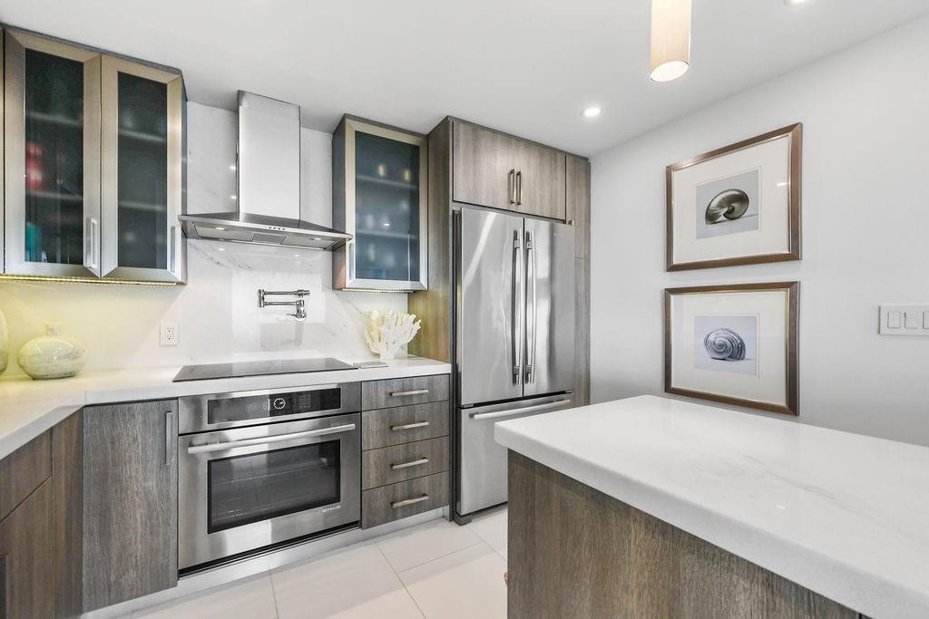 Illini Condo - Residential Lease
