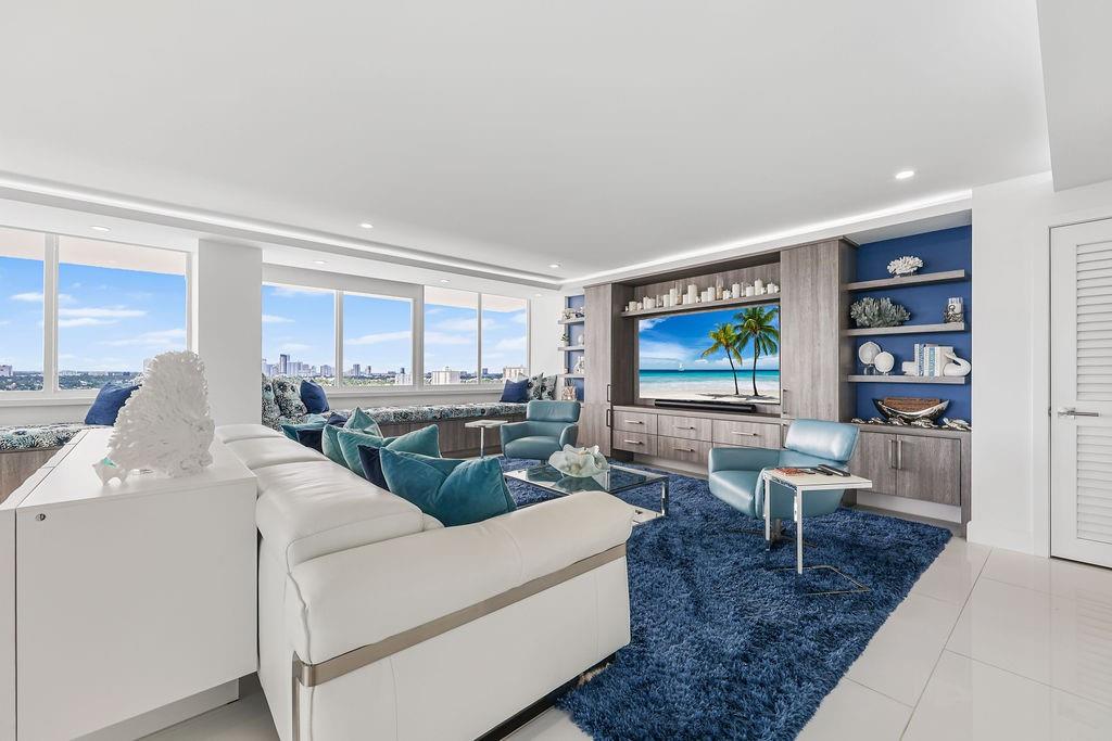 Illini Condo - Residential Lease