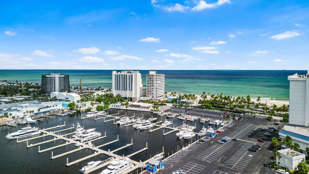 Illini Condo - Residential Lease
