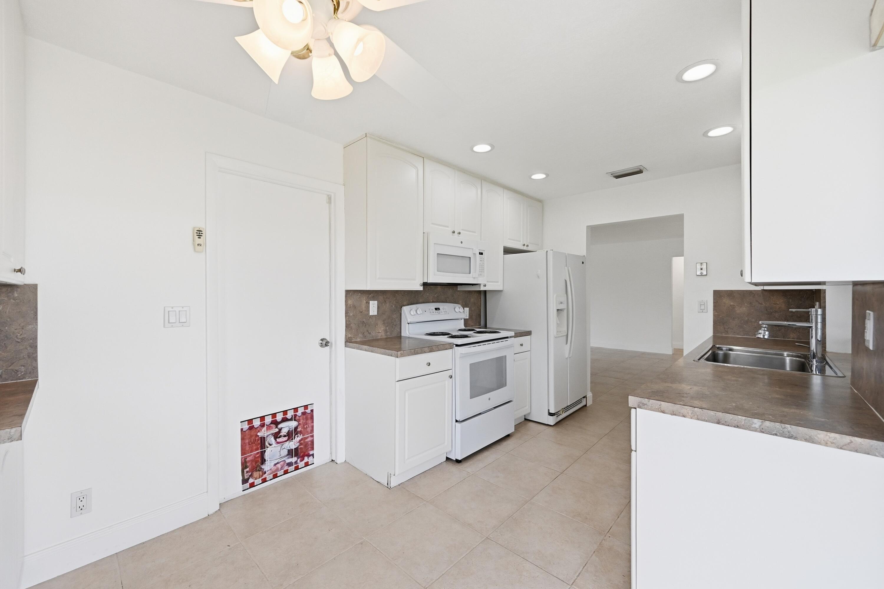 Leisureville - Residential