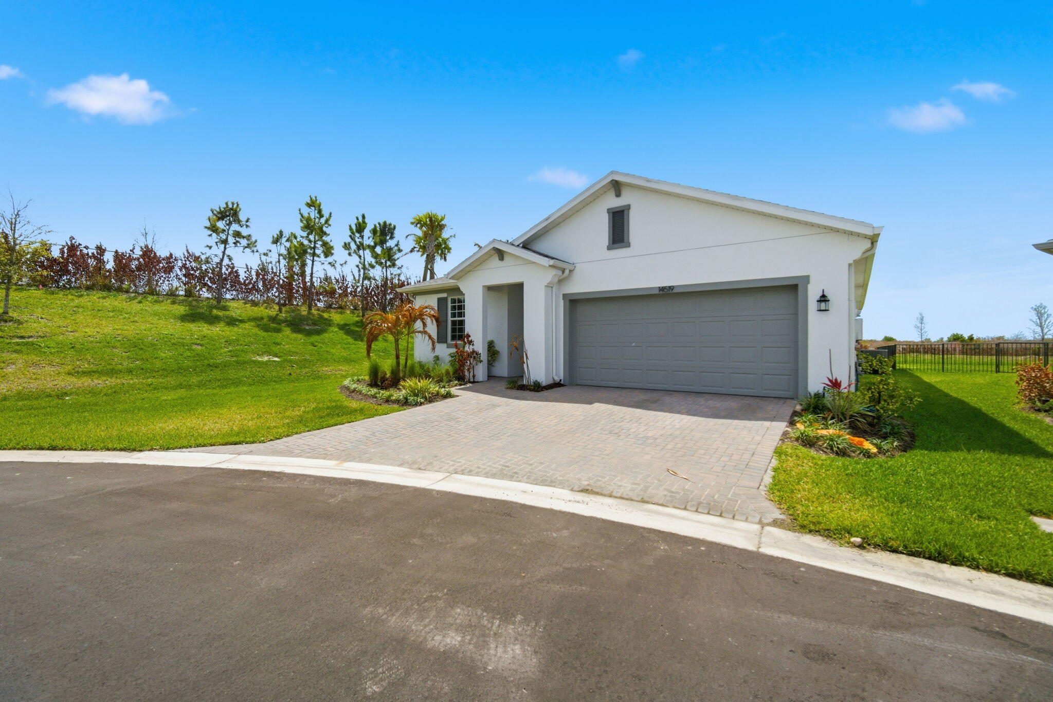 CADENCE PHASE III - Residential Lease