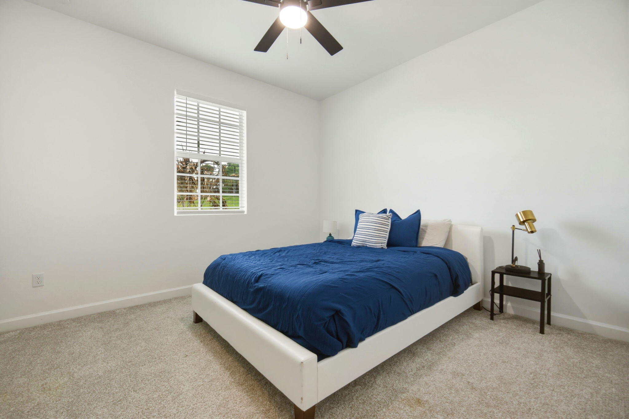 CADENCE PHASE III - Residential Lease