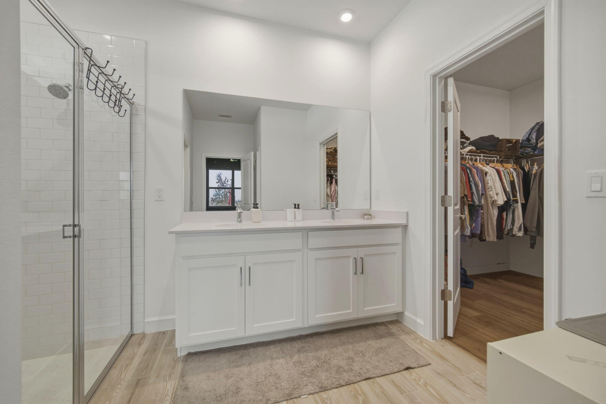 CADENCE PHASE III - Residential Lease