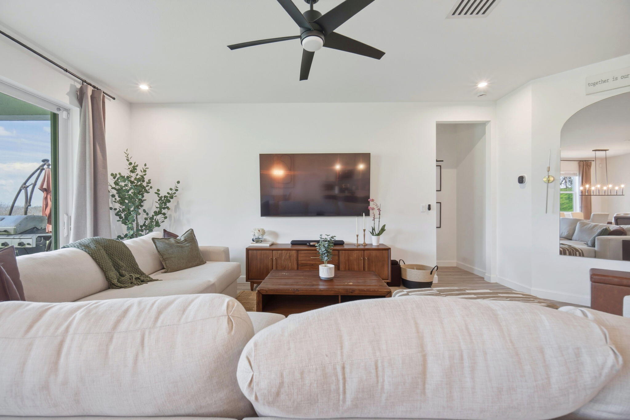 CADENCE PHASE III - Residential Lease