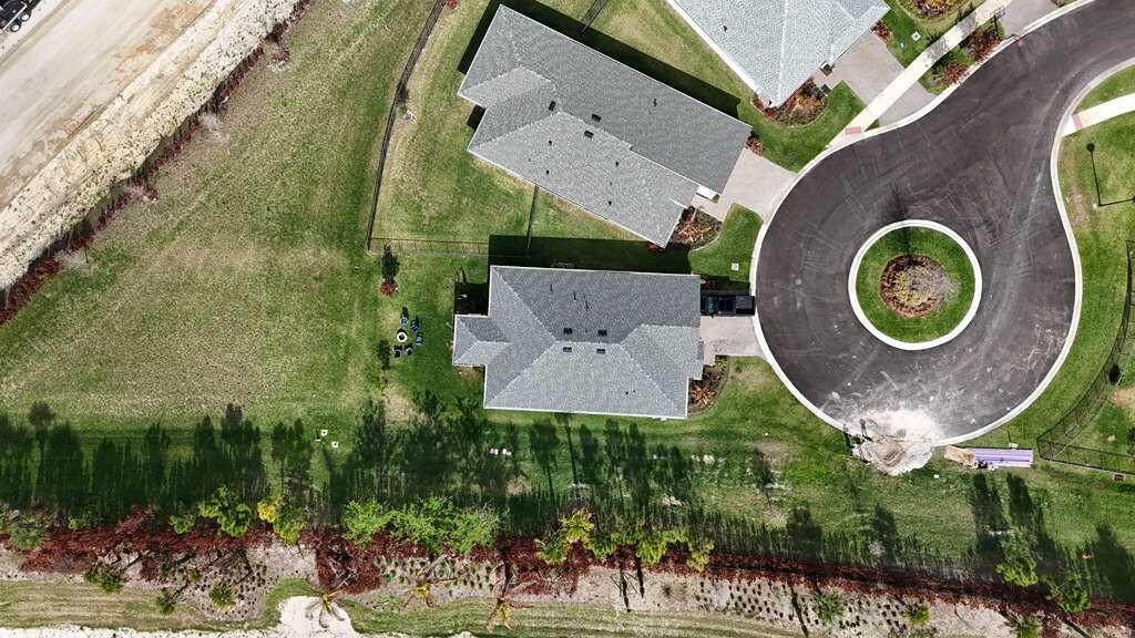 CADENCE PHASE III - Residential Lease