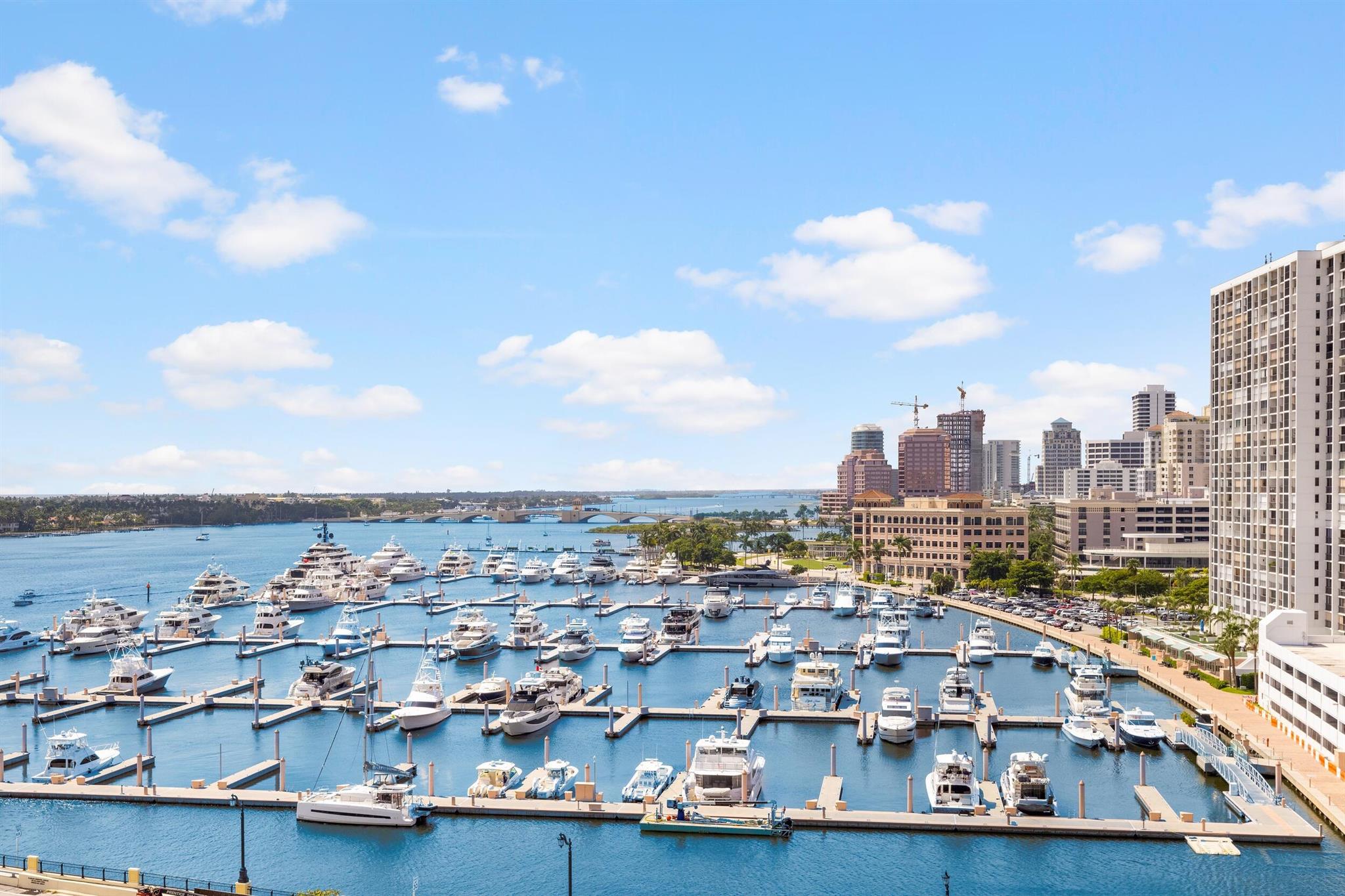 ONE WATERMARK PLACE OF TH - Residential