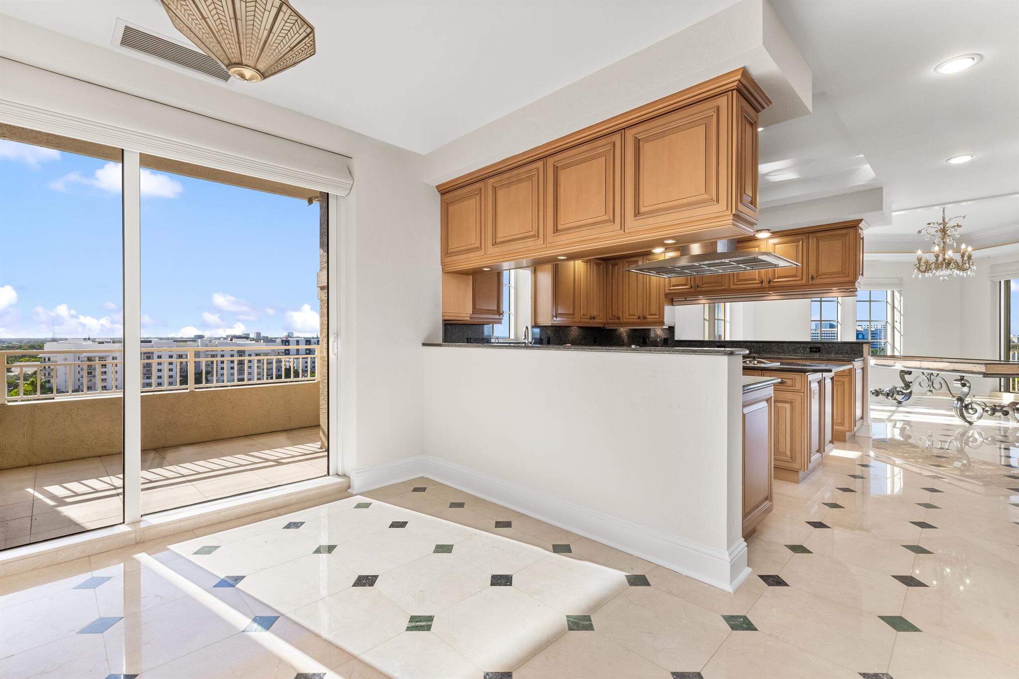 ONE WATERMARK PLACE OF TH - Residential