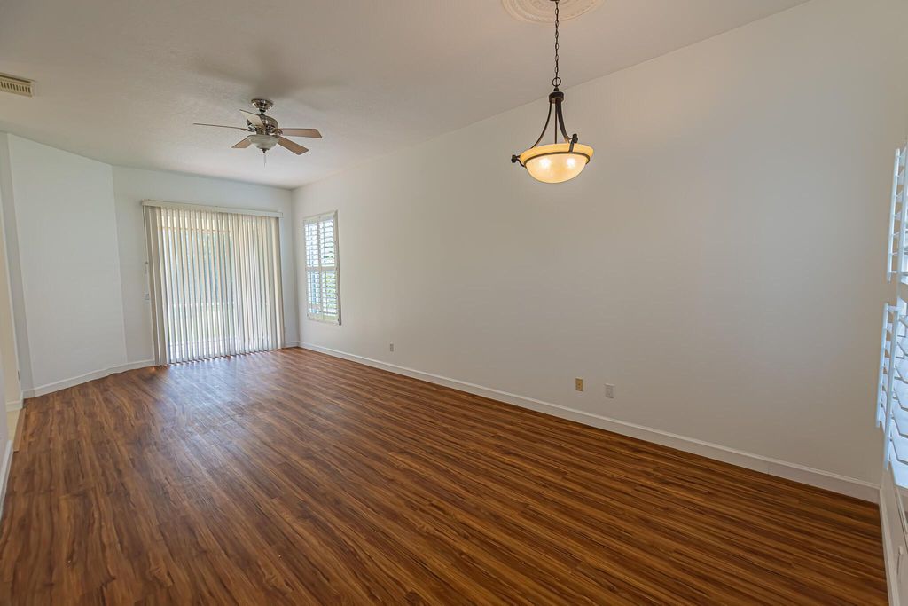 Photo of 562 SW New Castle Cove, Port Saint Lucie, FL 34986 (MLS # R11095071)