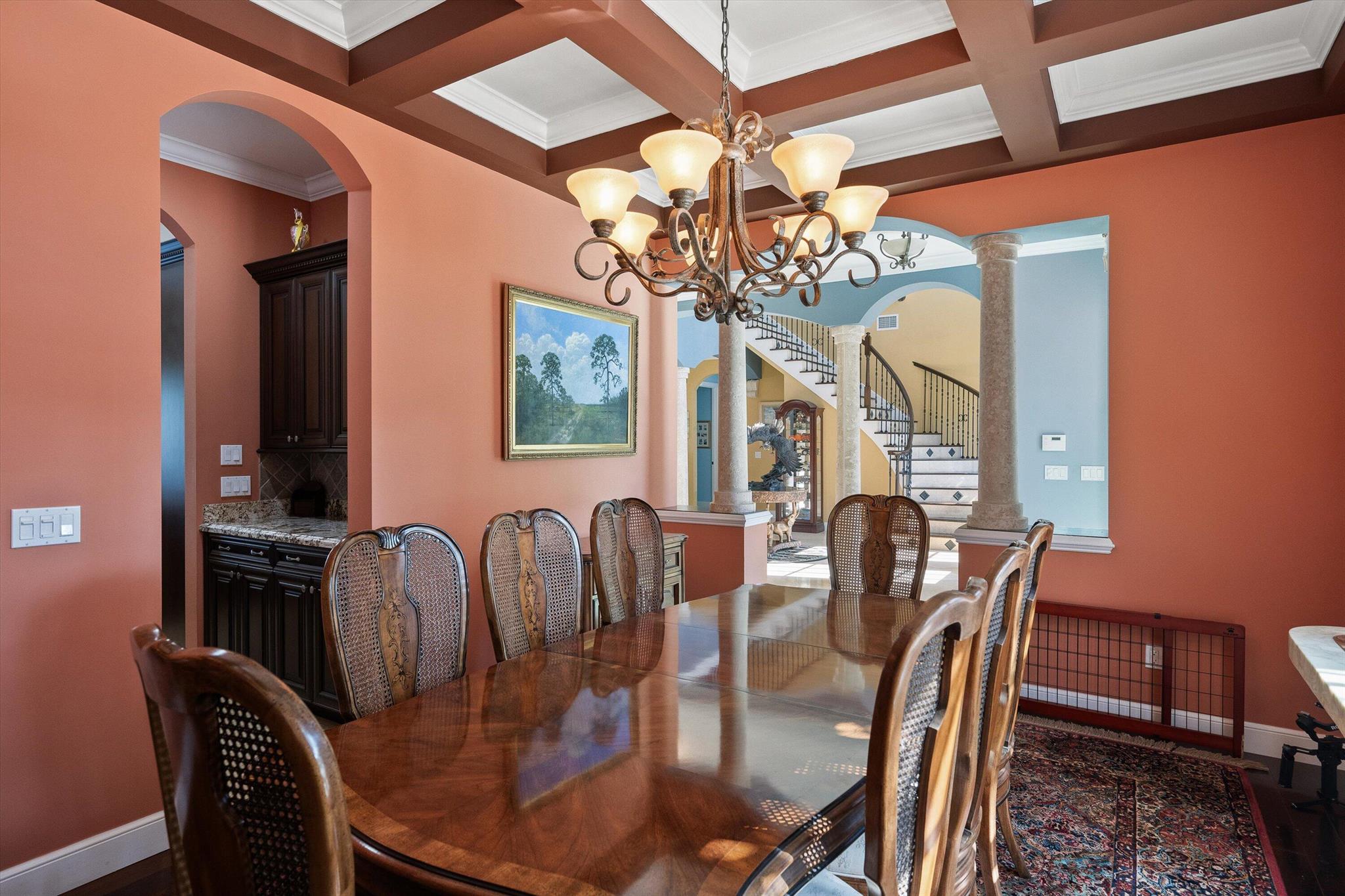 RIVERSIDE (AKA HOGGS) - Residential