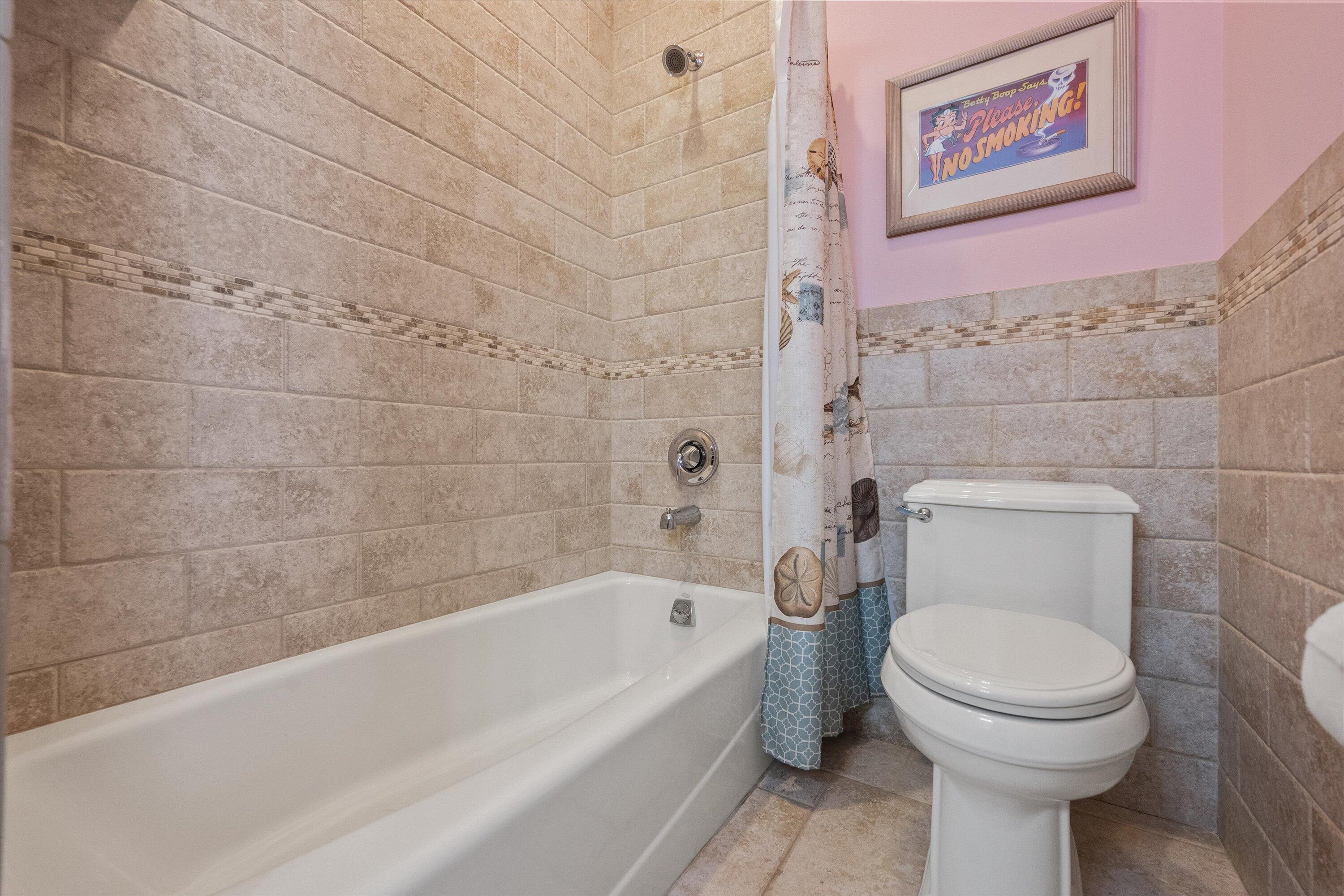 RIVERSIDE (AKA HOGGS) - Residential