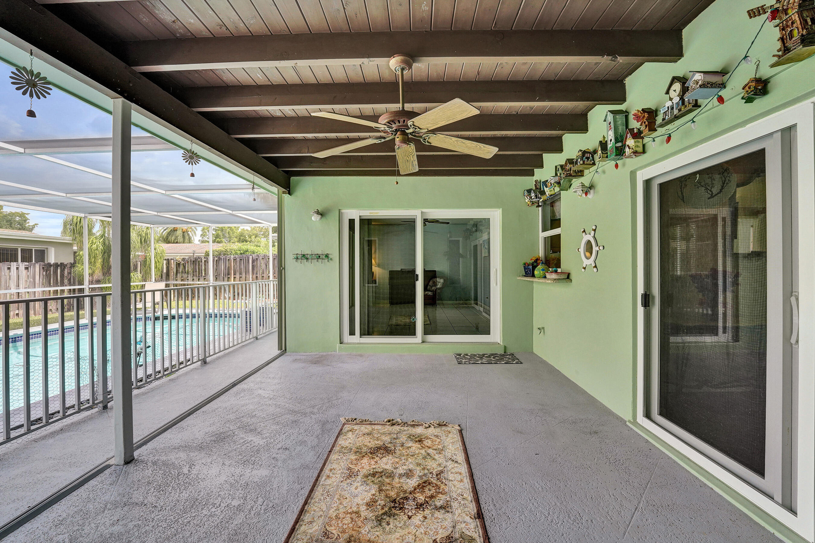 PEMBROKE LAKES SEC 2 - Residential
