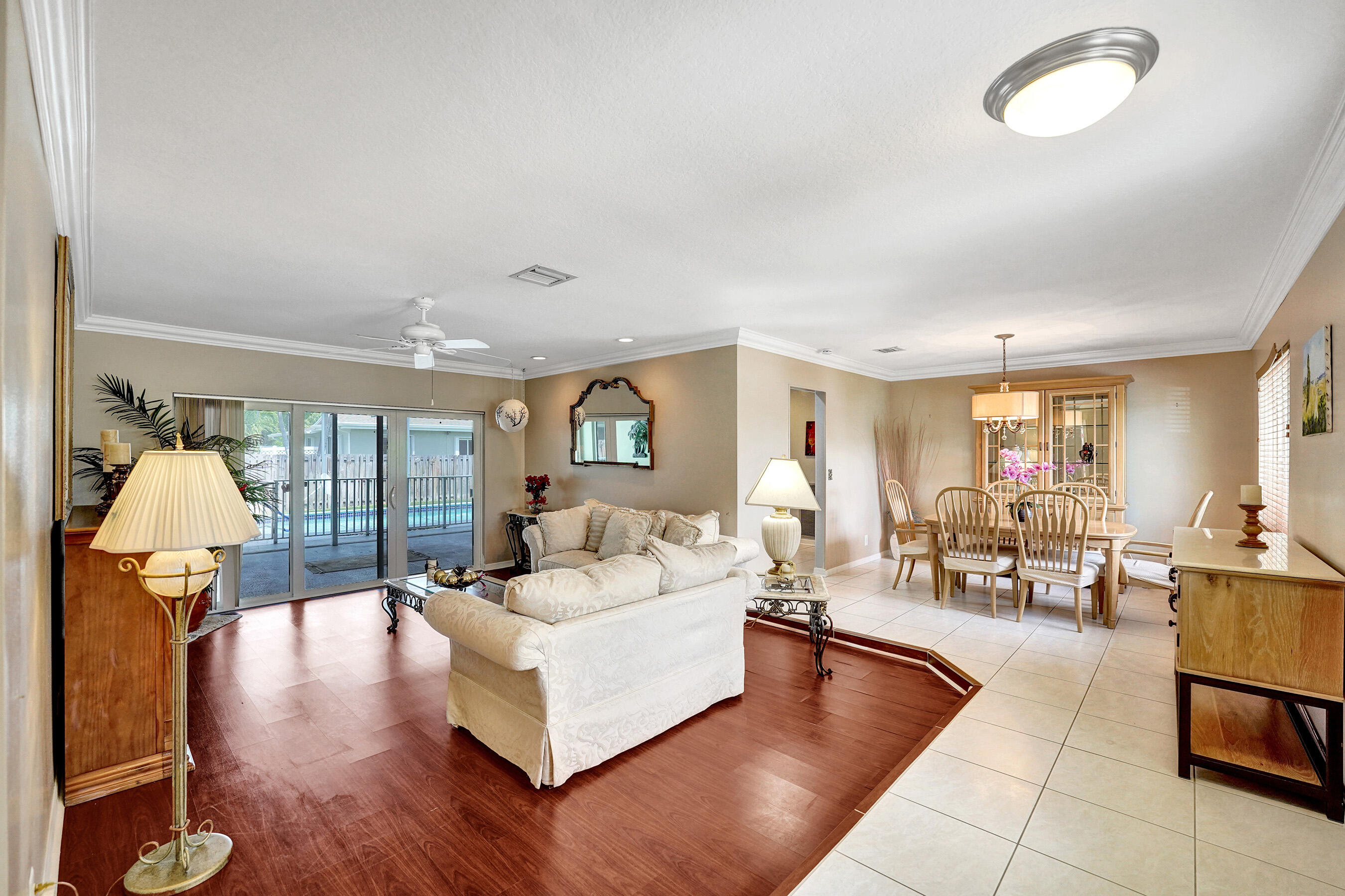 PEMBROKE LAKES SEC 2 - Residential
