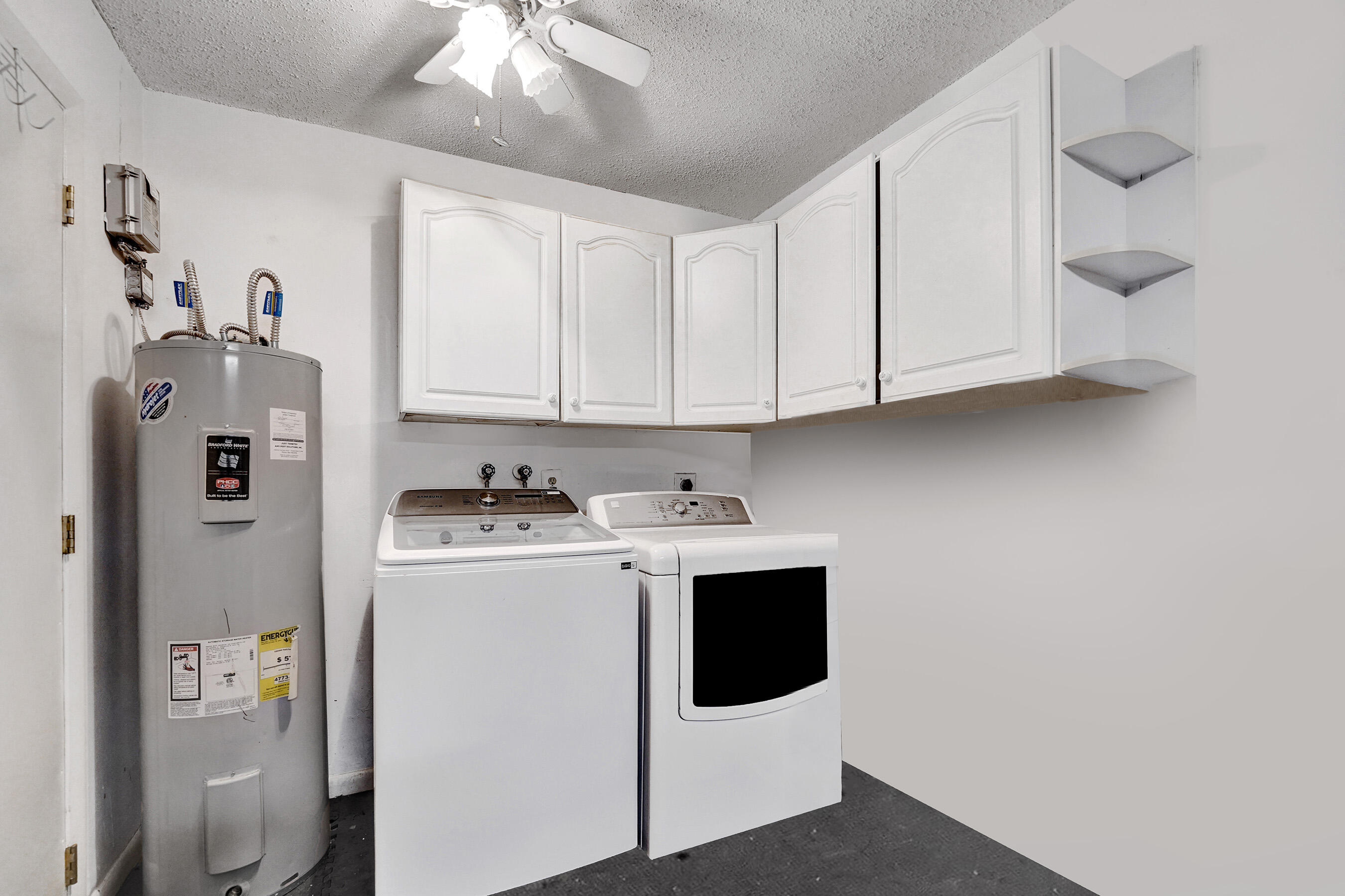 PEMBROKE LAKES SEC 2 - Residential